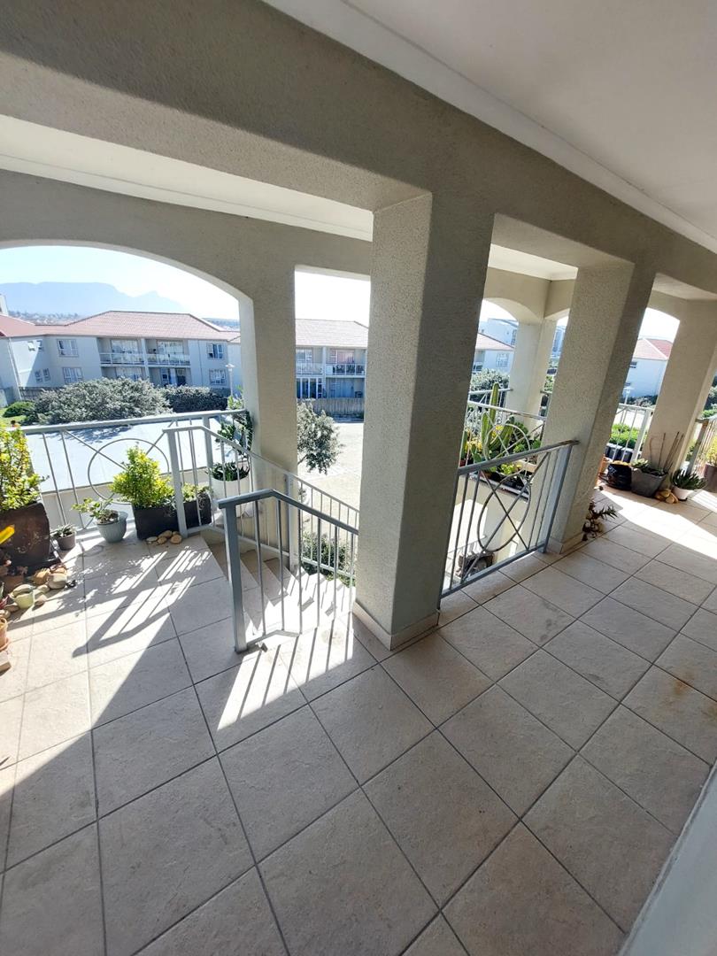 To Let 3 Bedroom Property for Rent in Muizenberg Western Cape